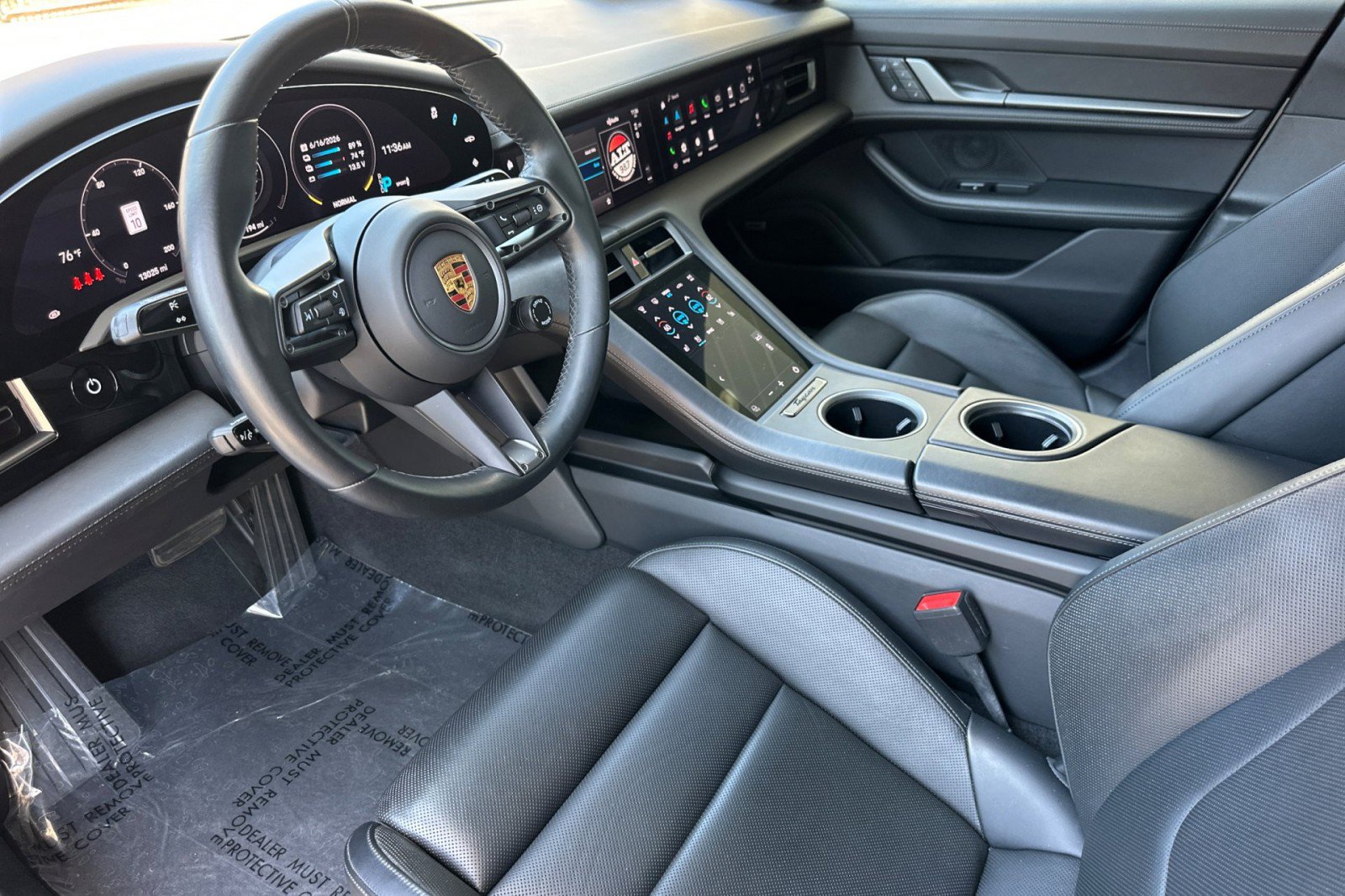 Certified 2023 Porsche Taycan 4S AWD/4WD image 4