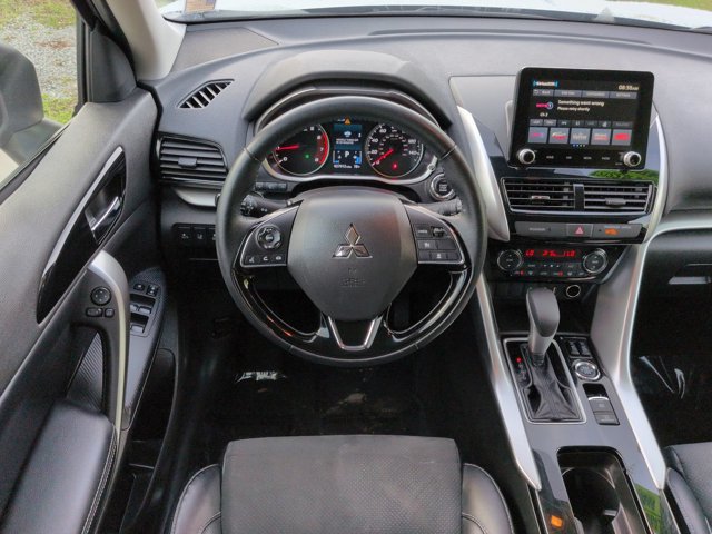 Used 2025 Mitsubishi Eclipse Cross SE AWD/4WD image 15
