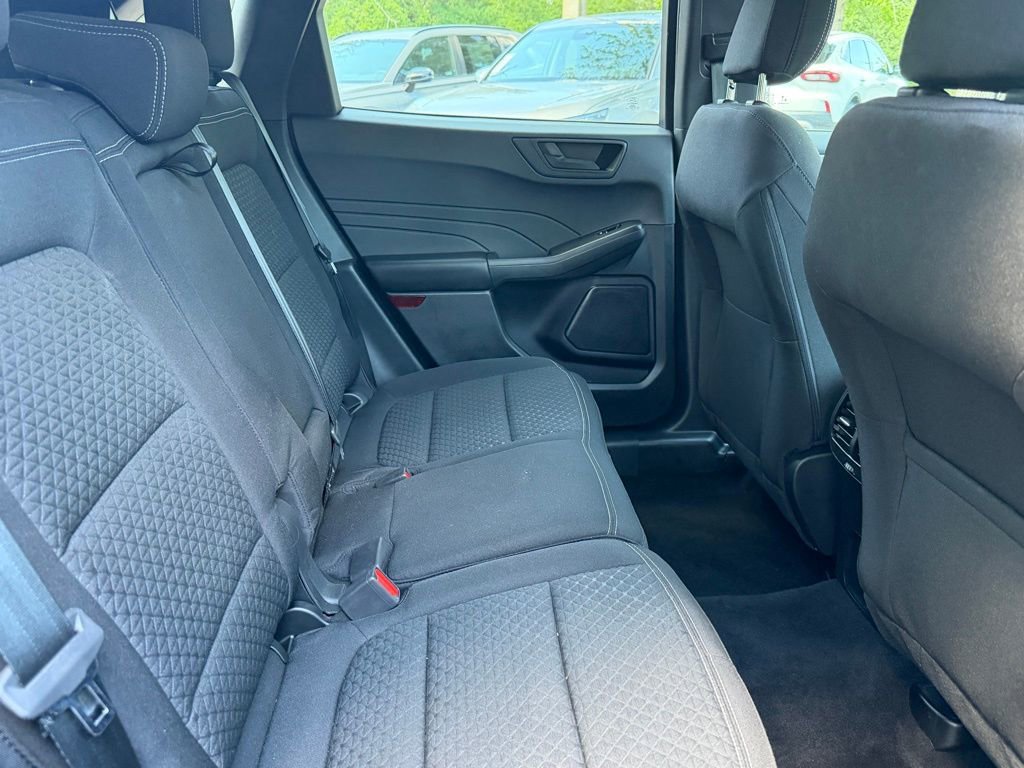 Used 2023 Ford Escape Active w/ Tech Pack #1 AWD/4WD image 8