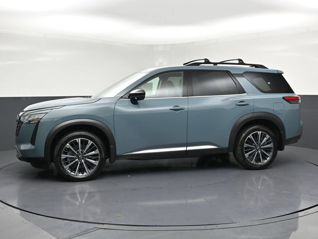 New 2026 Nissan Pathfinder Platinum w/ Accent Package AWD/4WD image 2