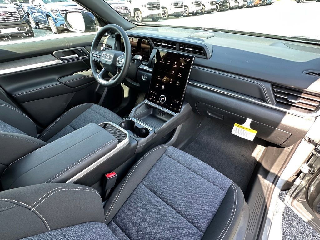 New 2026 GMC Terrain Elevation w/ Technology Package II AWD/4WD image 12