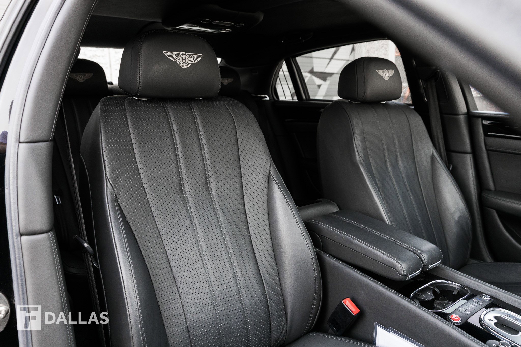 Used 2014 Bentley Flying Spur W12 image 40