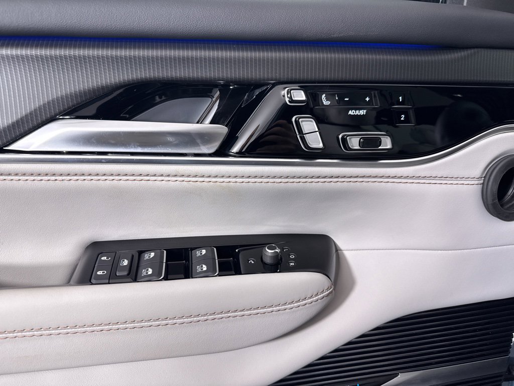 New 2026 Jeep Grand Wagoneer L Summit image 34