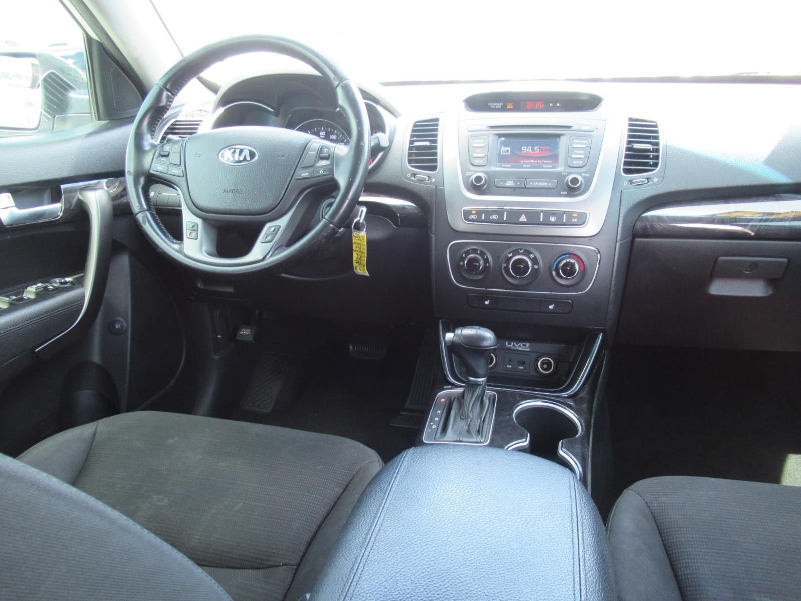 Used 2014 Kia Sorento LX AWD/4WD image 13