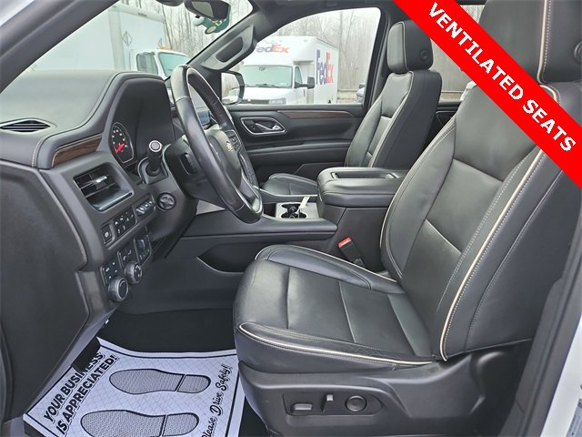 Certified 2021 Chevrolet Suburban Premier w/ Premium Package image 20