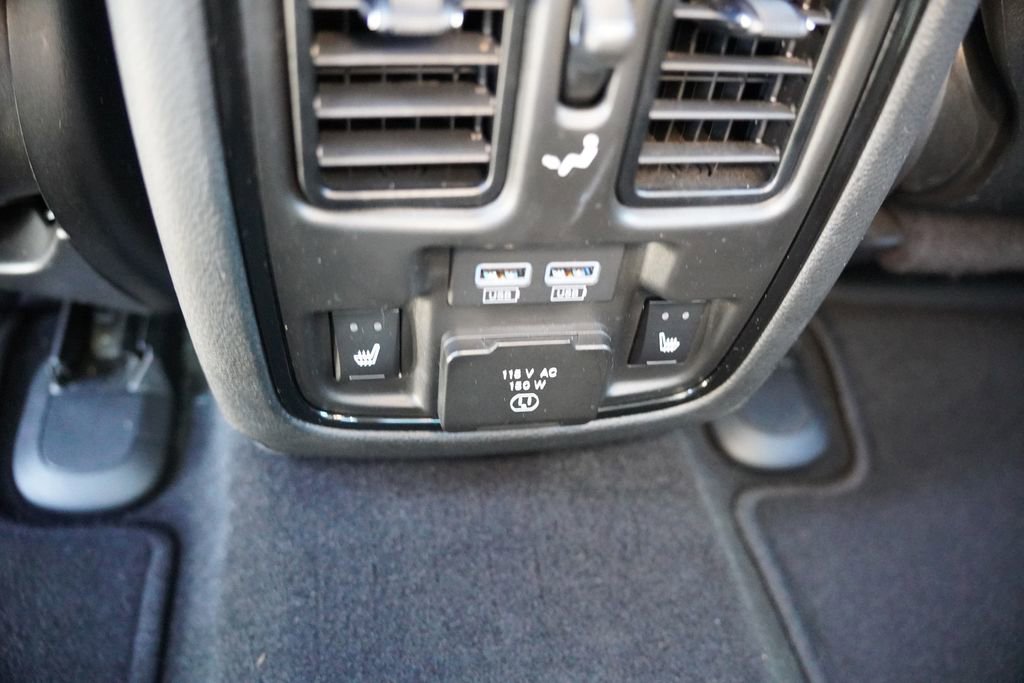 Certified 2023 Dodge Durango R/T w/ Tow 'N Go Package image 21