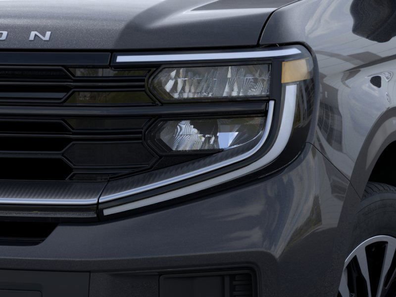 New 2025 Ford Expedition Platinum image 18