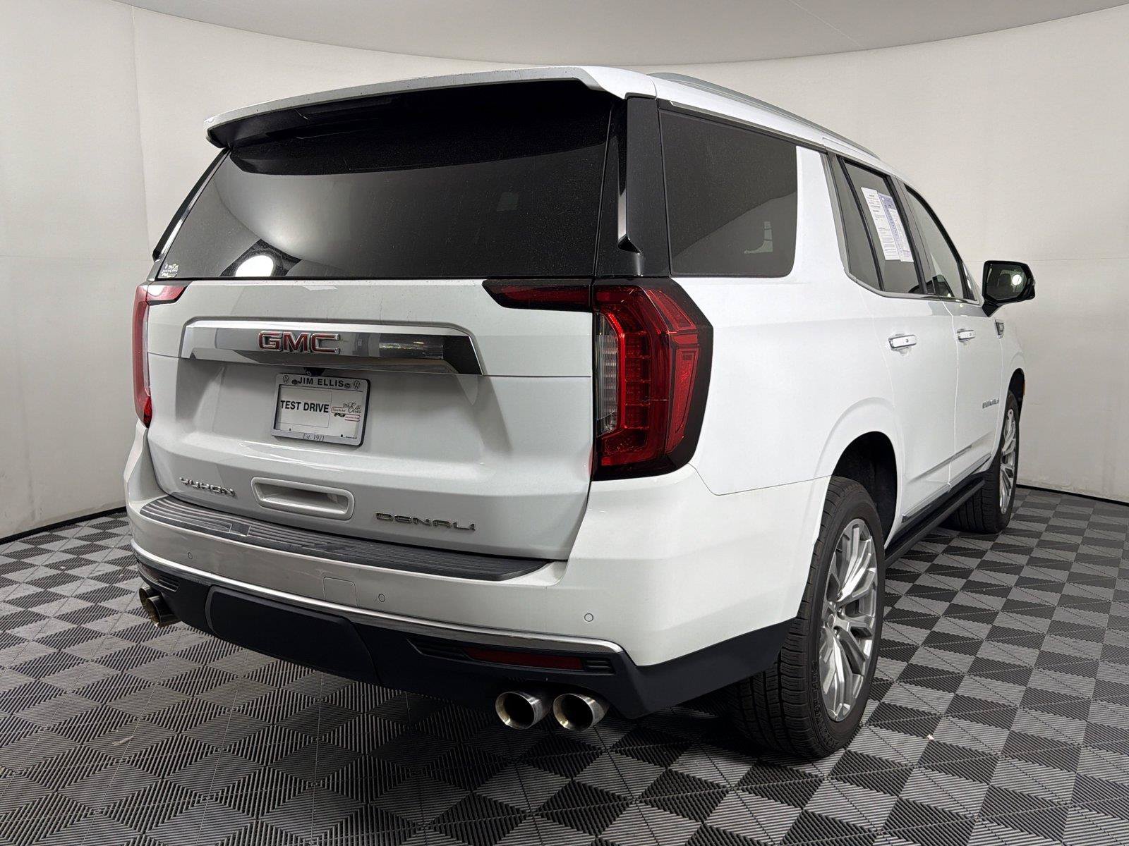 Certified 2023 GMC Yukon Denali AWD/4WD image 6