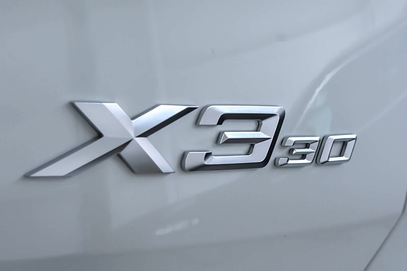Used 2025 BMW X3 xDrive30i w/ Premium Package AWD/4WD image 27