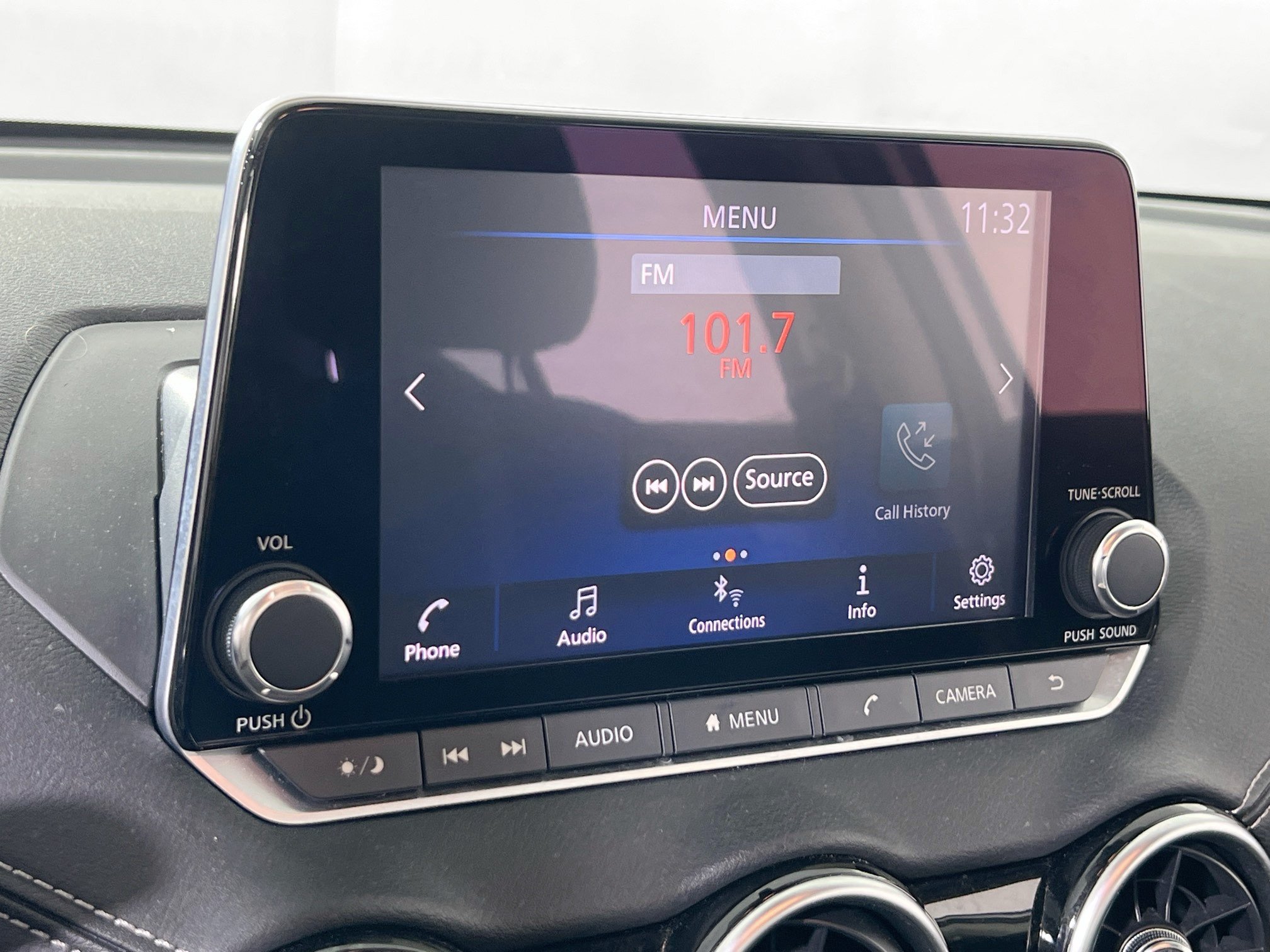 Used 2020 Nissan Sentra SV FWD image 14