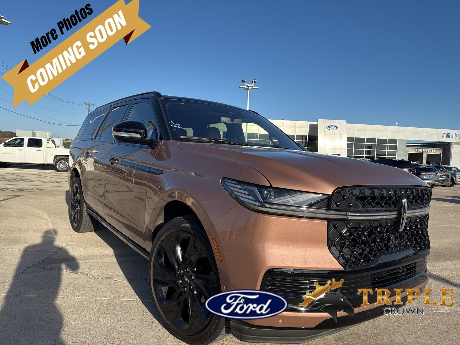 Used 2025 Lincoln Navigator L Black Label image 1