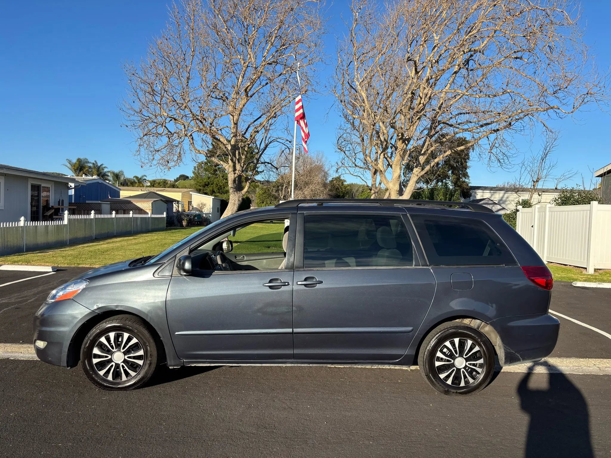 Used 2009 Toyota Sienna CE