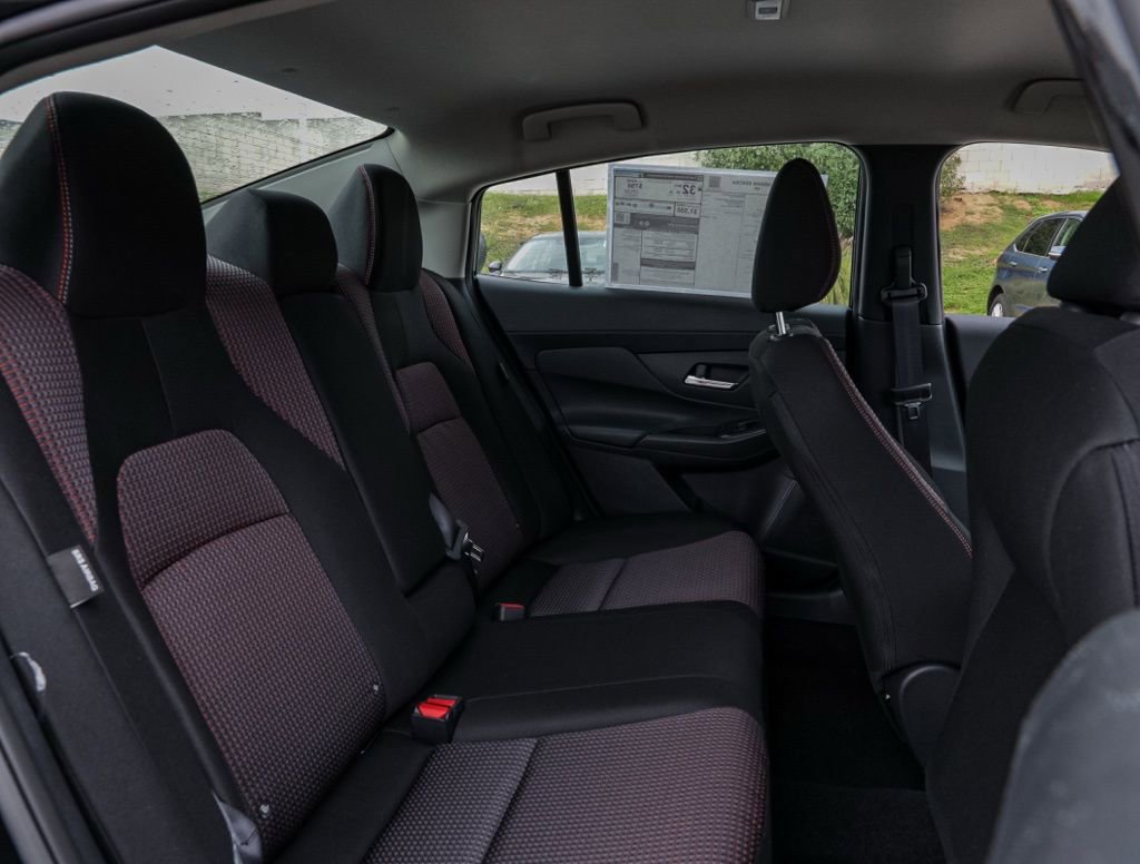 New 2026 Nissan Sentra SR w/ Floor Mat Package image 19