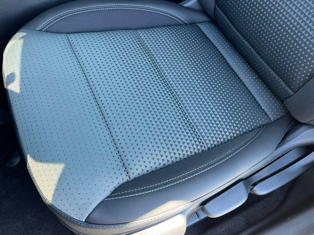 New 2026 Chevrolet Trax LT w/ LT Convenience Package FWD image 8