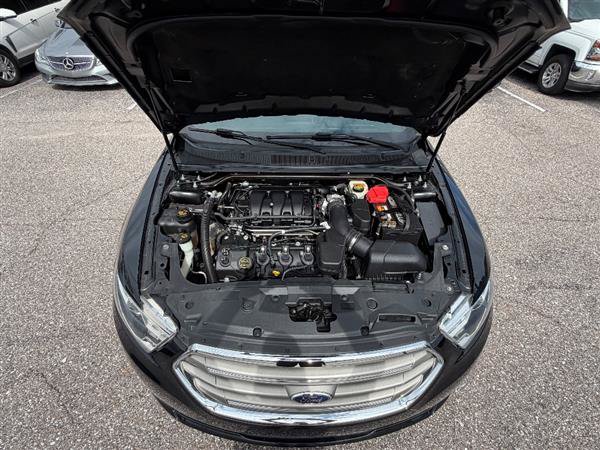 Used 2016 Ford Taurus SEL w/ Equipment Group 201A FWD image 20