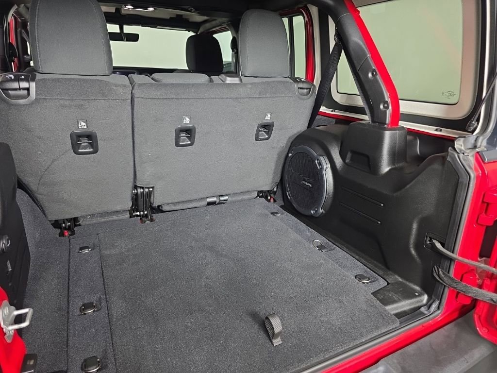 Used 2022 Jeep Wrangler Unlimited Sport AWD/4WD image 37