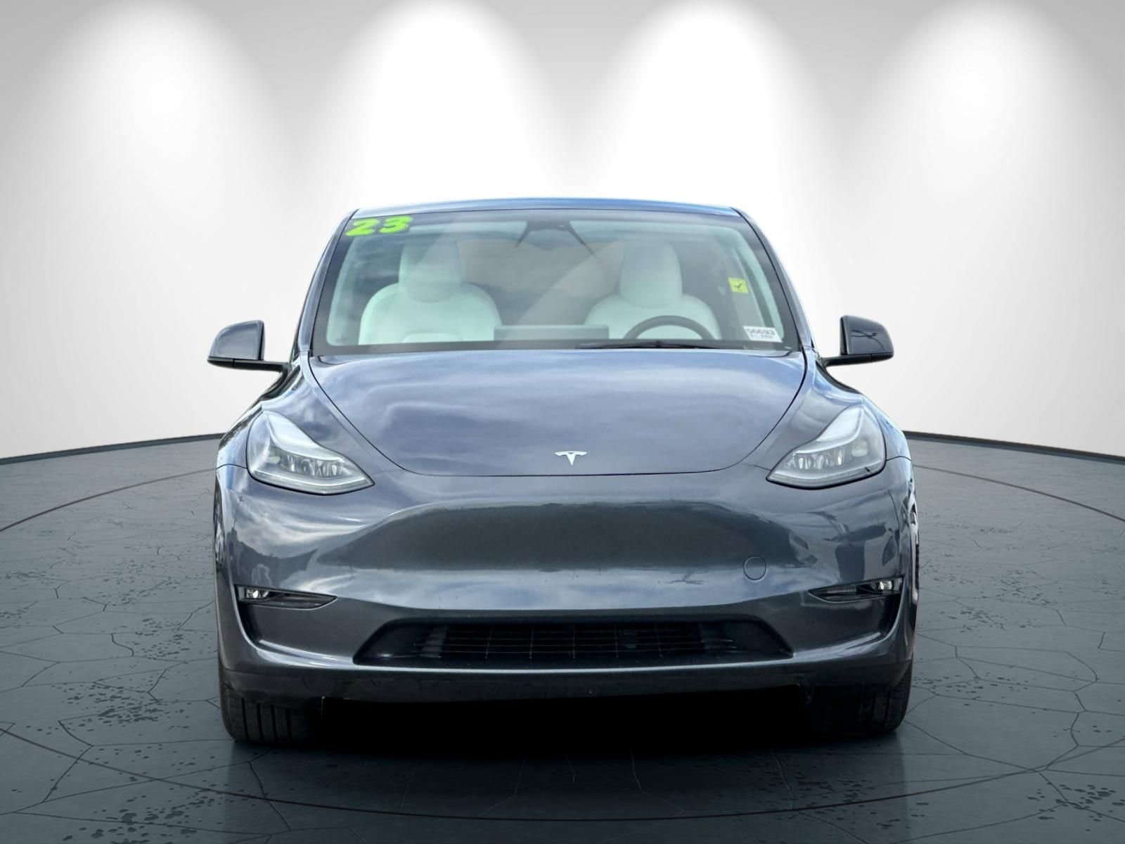 Used 2023 Tesla Model Y Long Range image 9