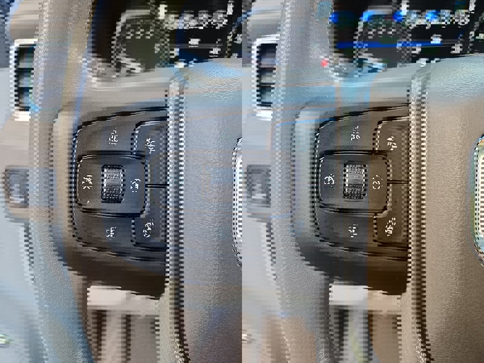 Used 2021 GMC Yukon Denali w/ Denali Ultimate Package image 23