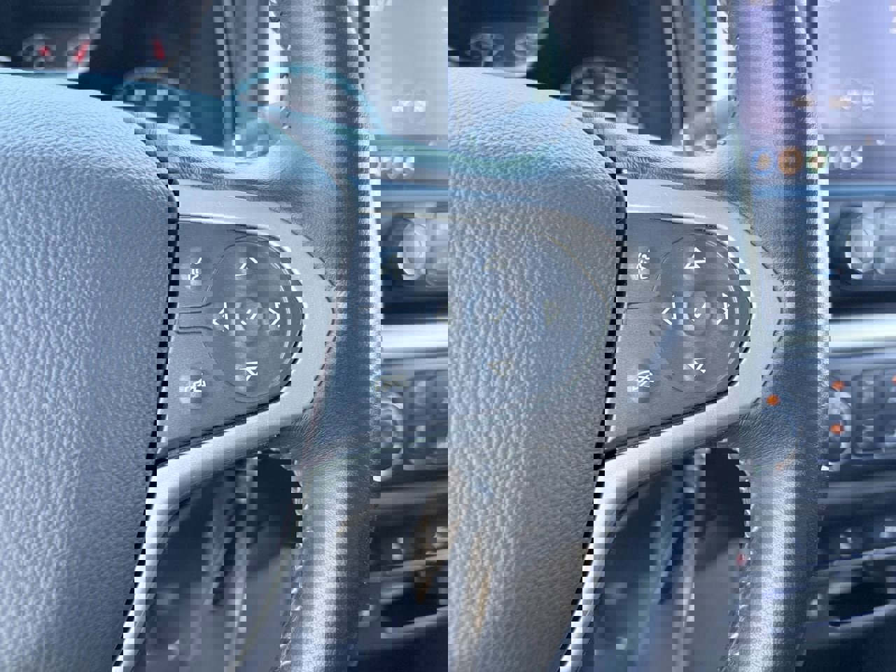 Used 2020 Chevrolet Colorado LT w/ LT Convenience Package image 22