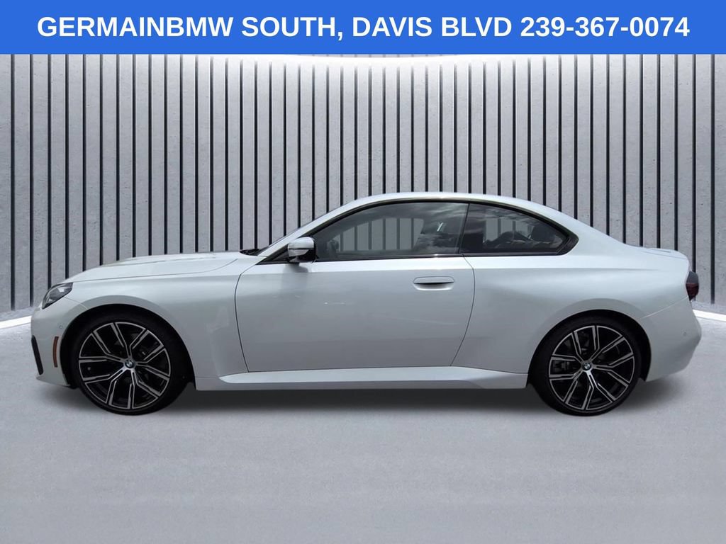 Used 2023 BMW 230i Coupe w/ Convenience Package RWD image 8