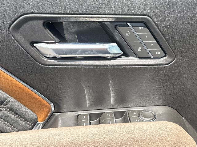 New 2026 GMC Canyon Denali w/ LPO, Denali Black Edition AWD/4WD image 19