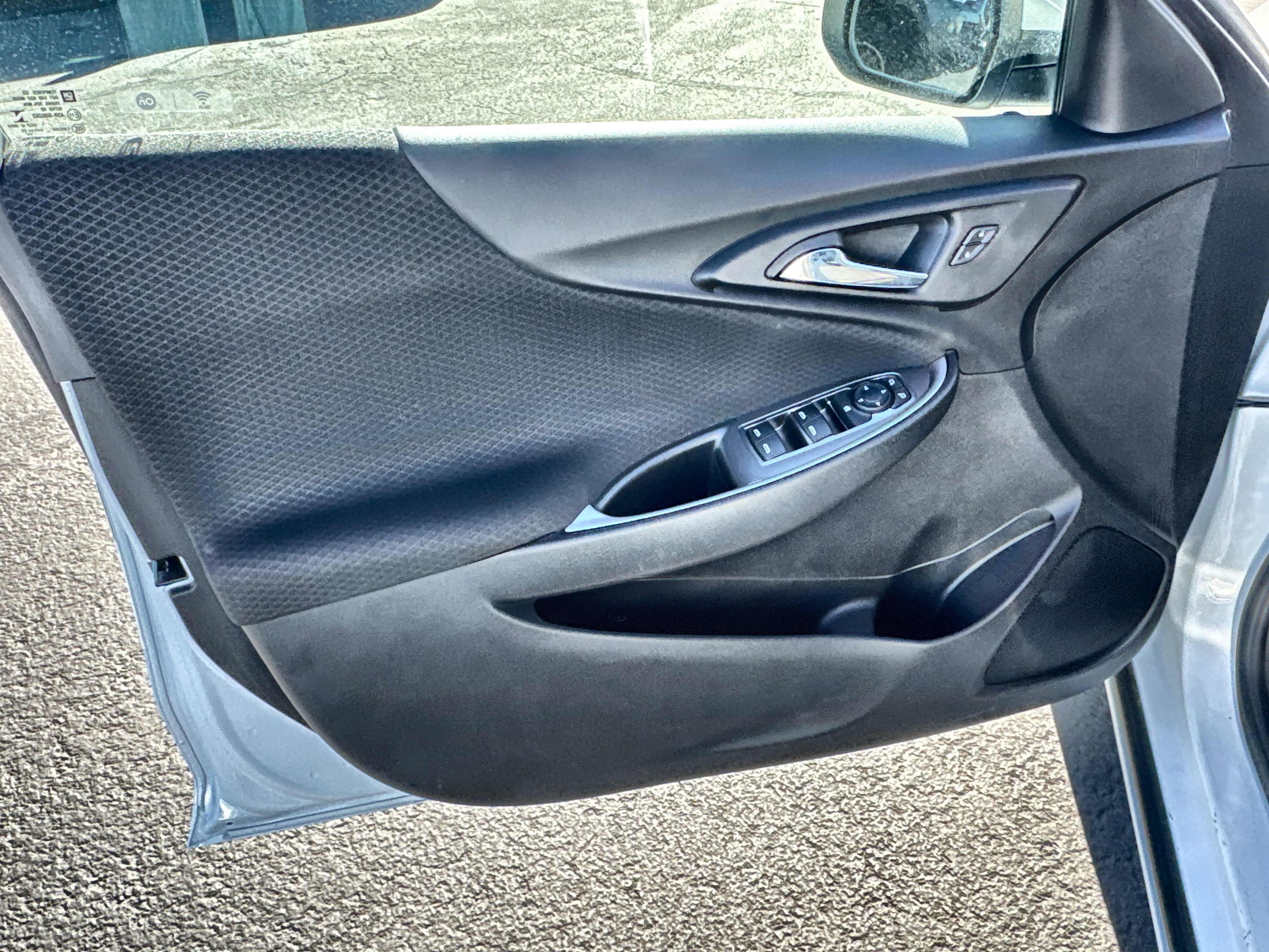 Used 2022 Chevrolet Malibu RS image 21