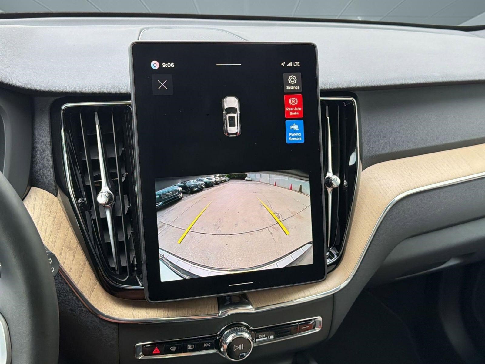 New 2026 Volvo XC60 B5 Core w/ Protection Package Premier AWD/4WD image 23