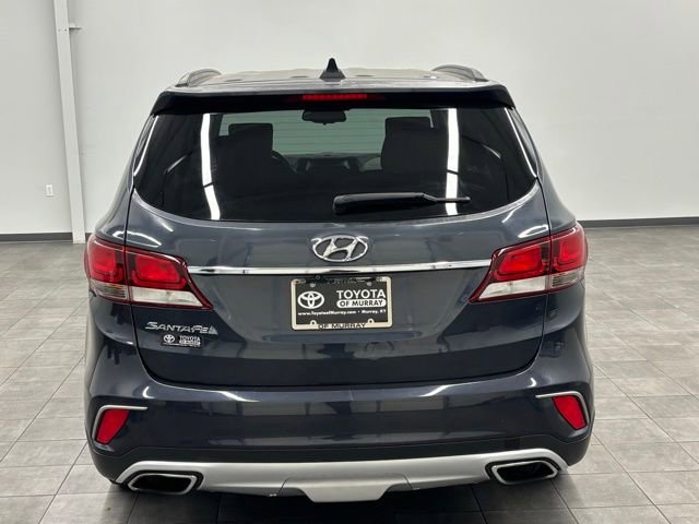 Used 2017 Hyundai Santa Fe SE FWD image 3