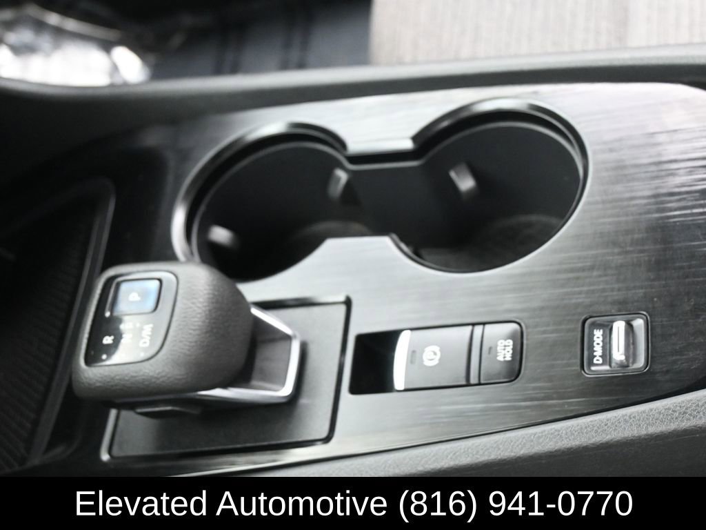 Used 2022 Nissan Rogue S image 21