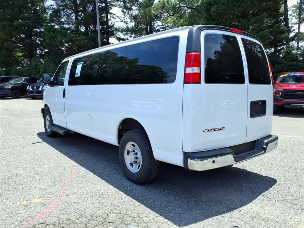 Certified 2023 Chevrolet Express 3500 LT w/ LT Preferred Equipment Group RWD image 36