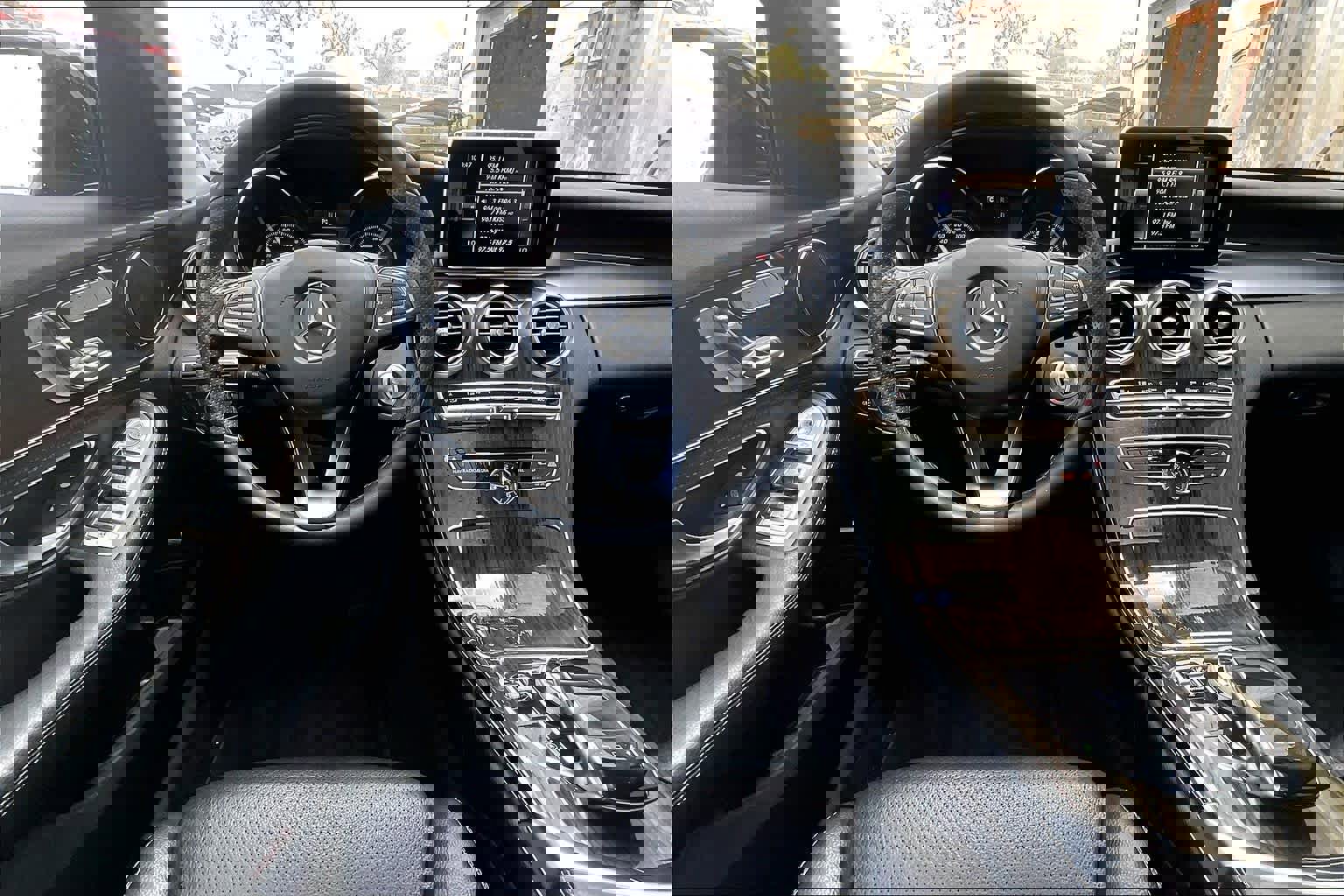 Used 2016 Mercedes-Benz C 300 4MATIC Sedan image 6