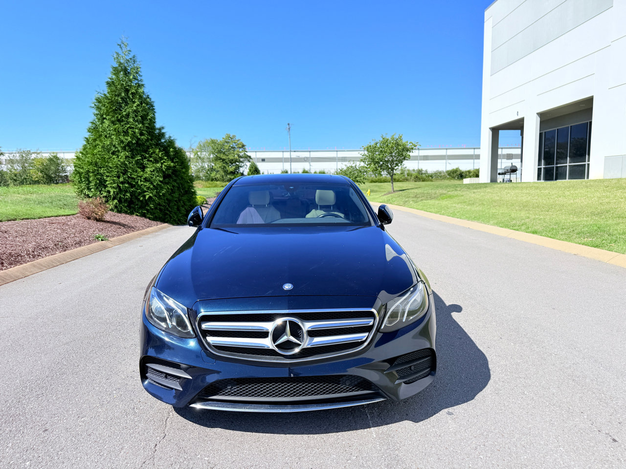 Used 2017 Mercedes-Benz E 300 image 2