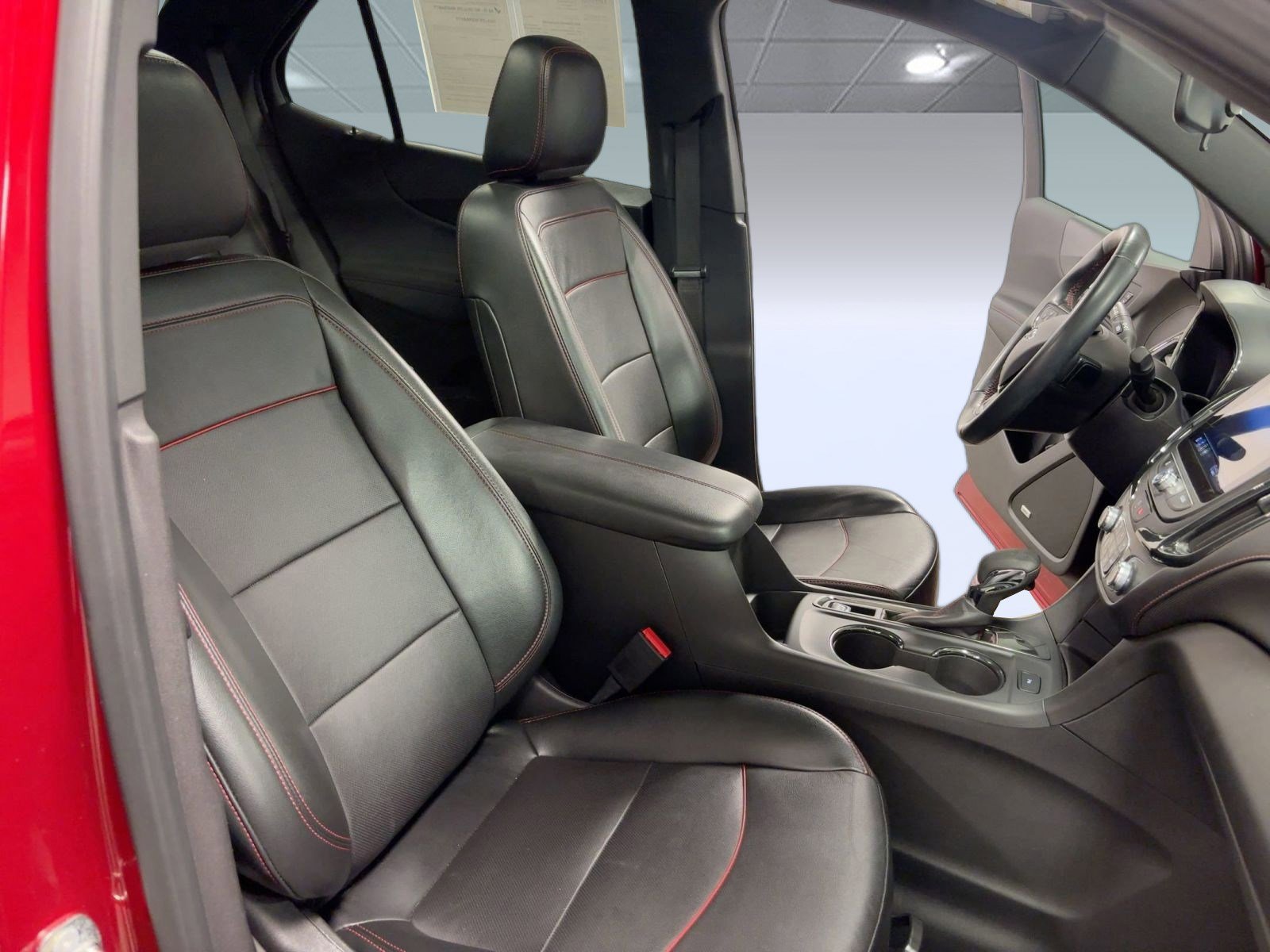 Certified 2023 Chevrolet Equinox RS w/ RS Leather Package image 31
