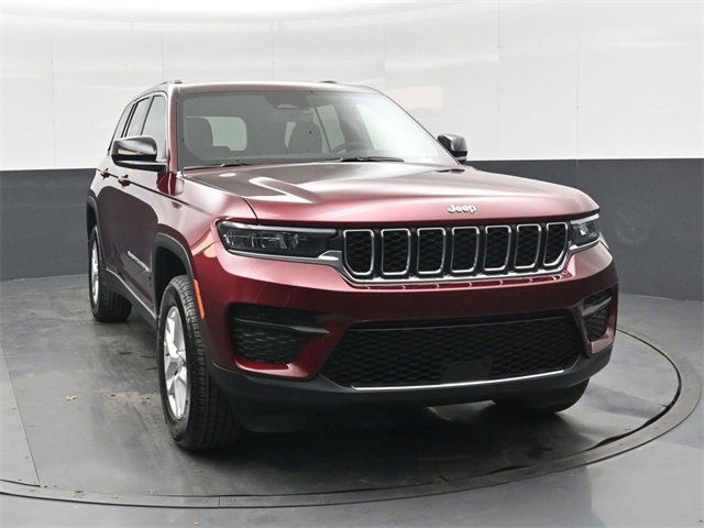 New 2025 Jeep Grand Cherokee Laredo X w/ Luxury Tech Group I image 10