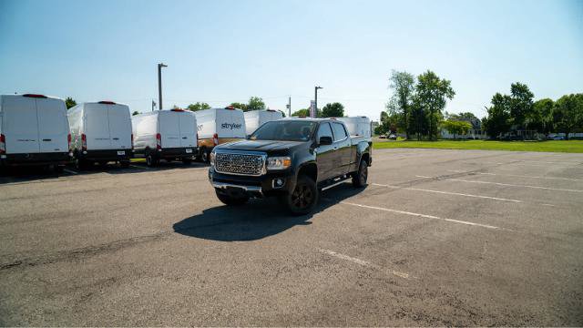 Used 2017 GMC Canyon Denali AWD/4WD image 1