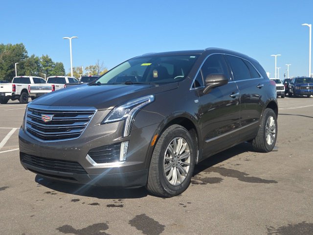 Used 2019 Cadillac XT5 Luxury AWD/4WD image 2