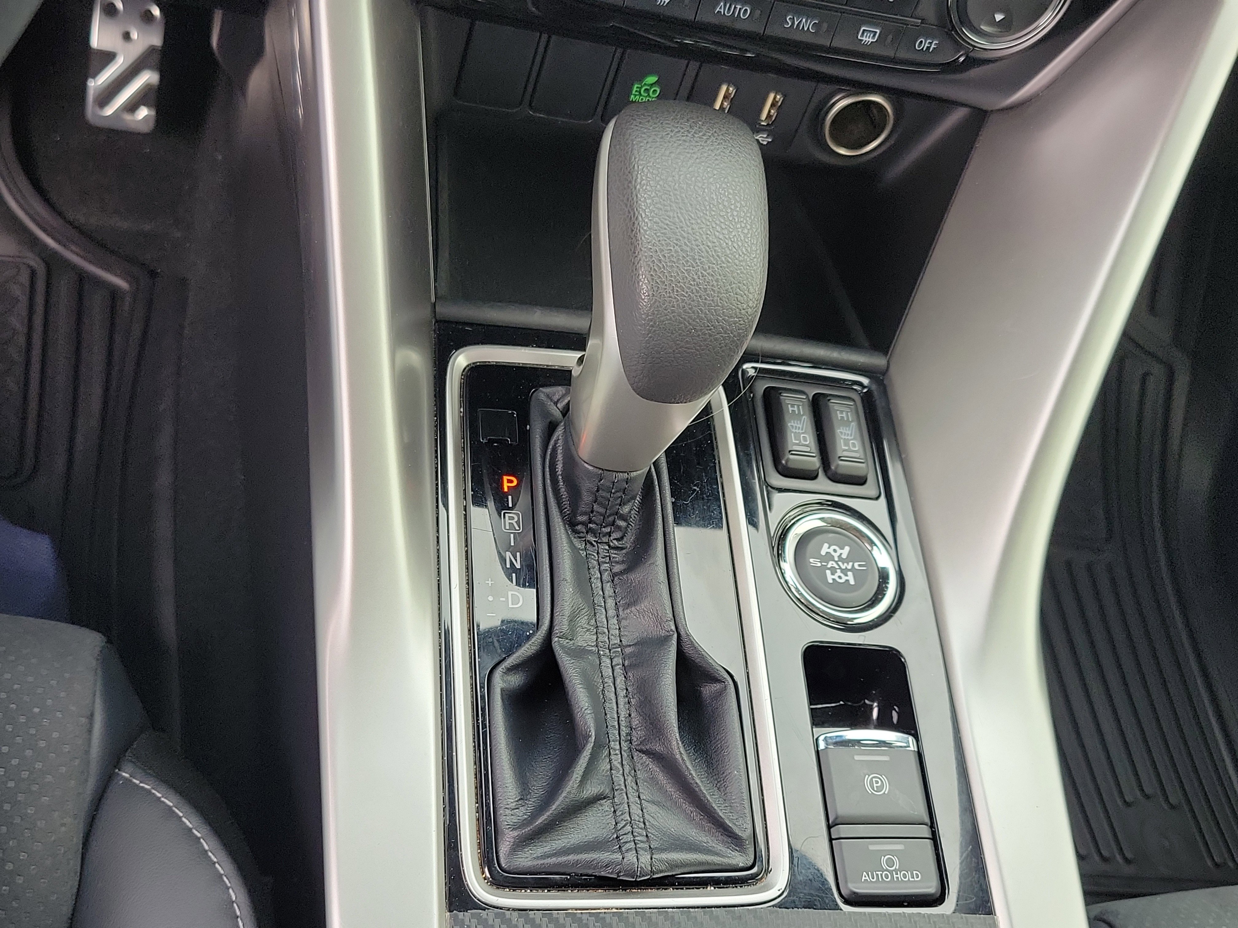 Used 2023 Mitsubishi Eclipse Cross SE image 26