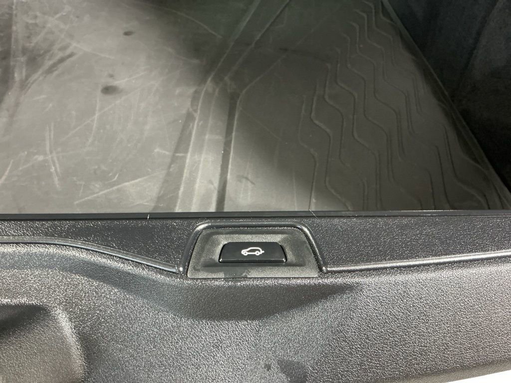 Certified 2024 BMW X5 xDrive40i w/ M Sport Package AWD/4WD image 30