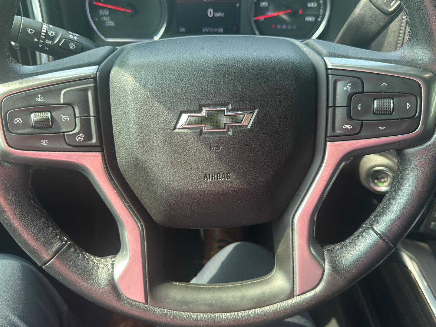 Used 2021 Chevrolet Silverado 1500 LT Trail Boss w/ Convenience Package II AWD/4WD image 12