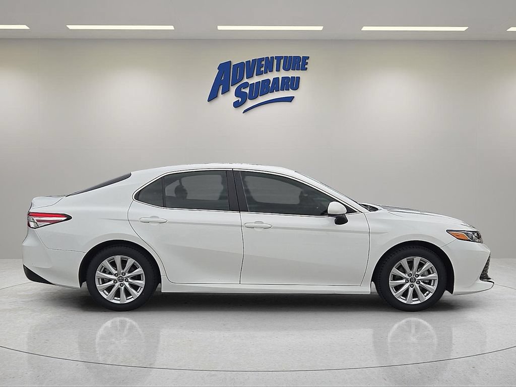 Used 2019 Toyota Camry LE FWD image 7