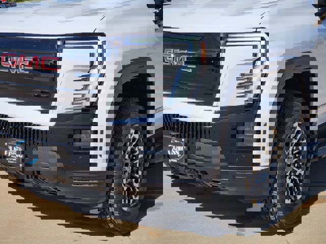 New 2026 GMC Sierra EV Elevation image 19