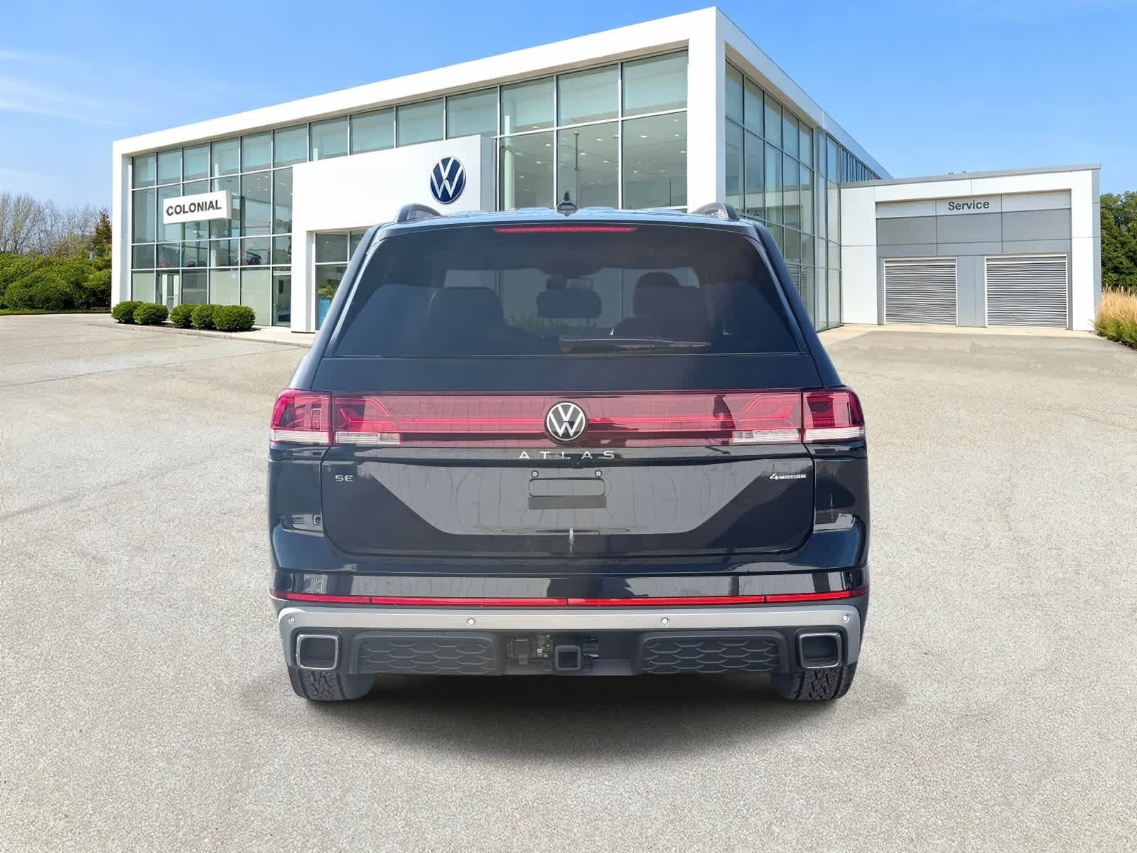 New 2026 Volkswagen Atlas Peak Edition image 4