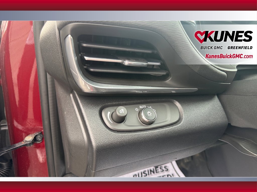 Used 2024 Buick Envista Preferred w/ Convenience I Package FWD image 19