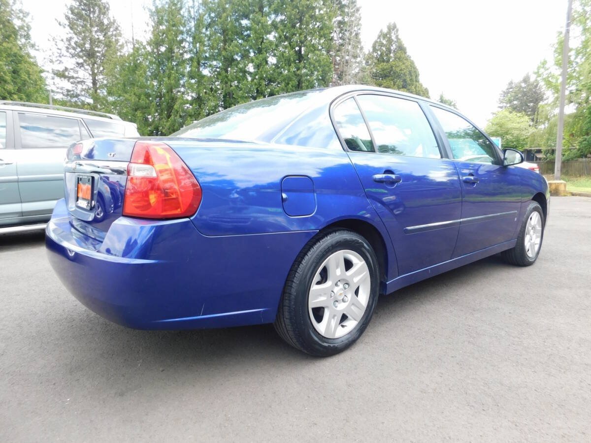 Used 2006 Chevrolet Malibu LT FWD image 2