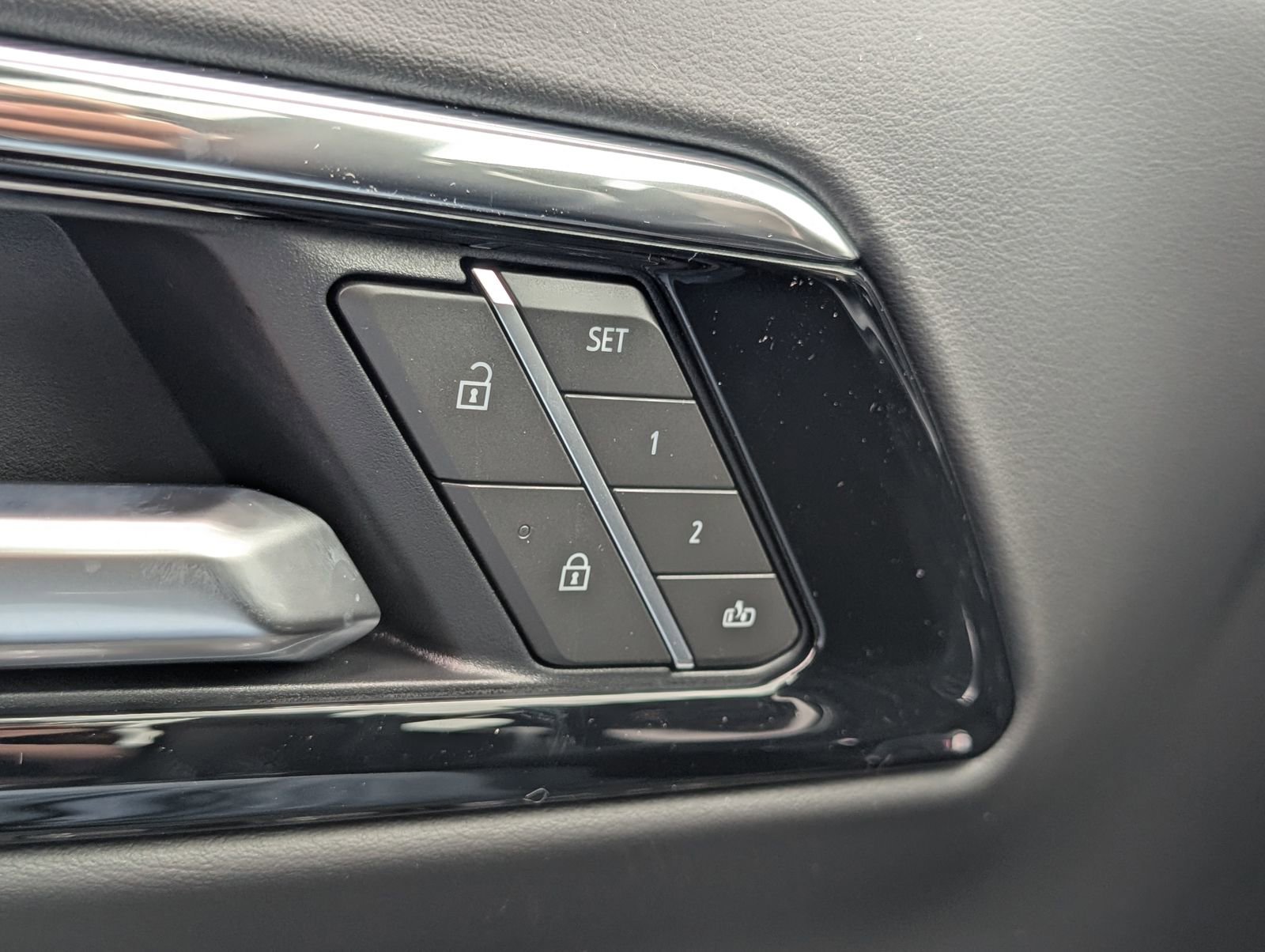 New 2026 Chevrolet Tahoe RST w/ RST Capability Package AWD/4WD image 21