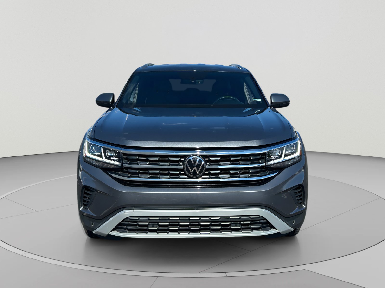Used 2023 Volkswagen Atlas Cross Sport SE FWD image 8
