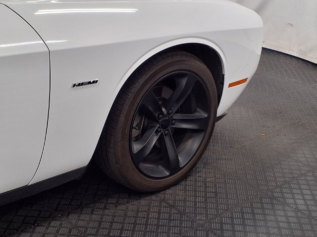 Used 2017 Dodge Challenger R/T RWD image 23