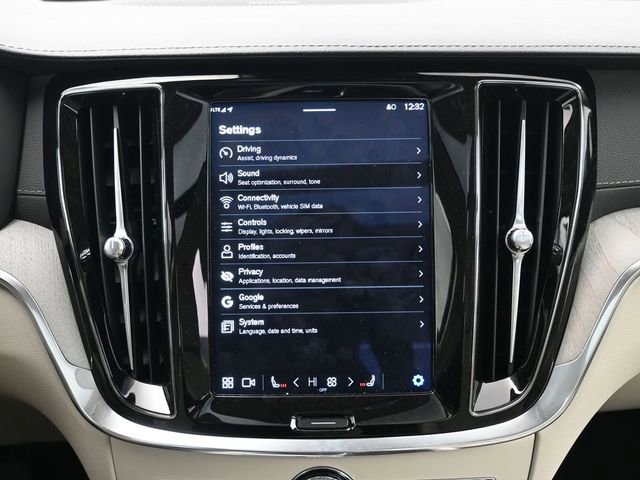 Used 2024 Volvo S60 B5 Ultimate image 15