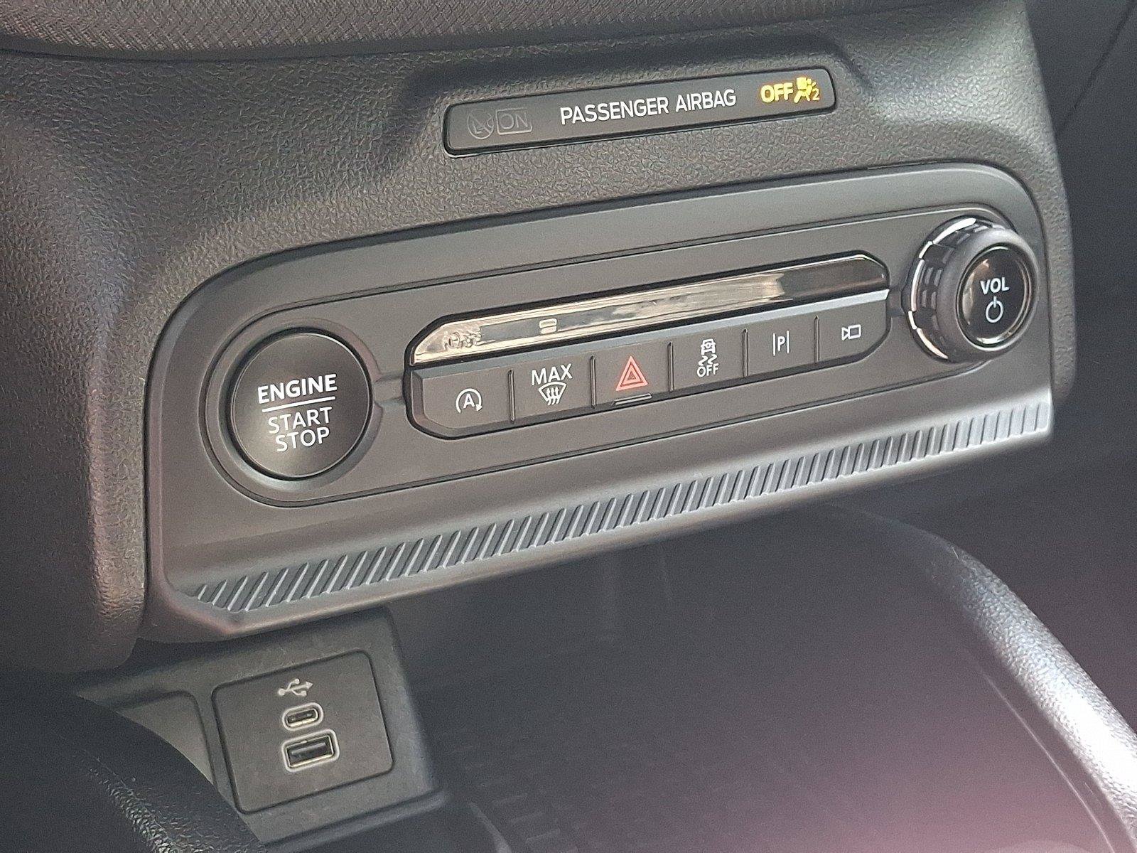 Used 2025 Ford Bronco Sport Outer Banks w/ Outer Banks Tech Package+ AWD/4WD image 15