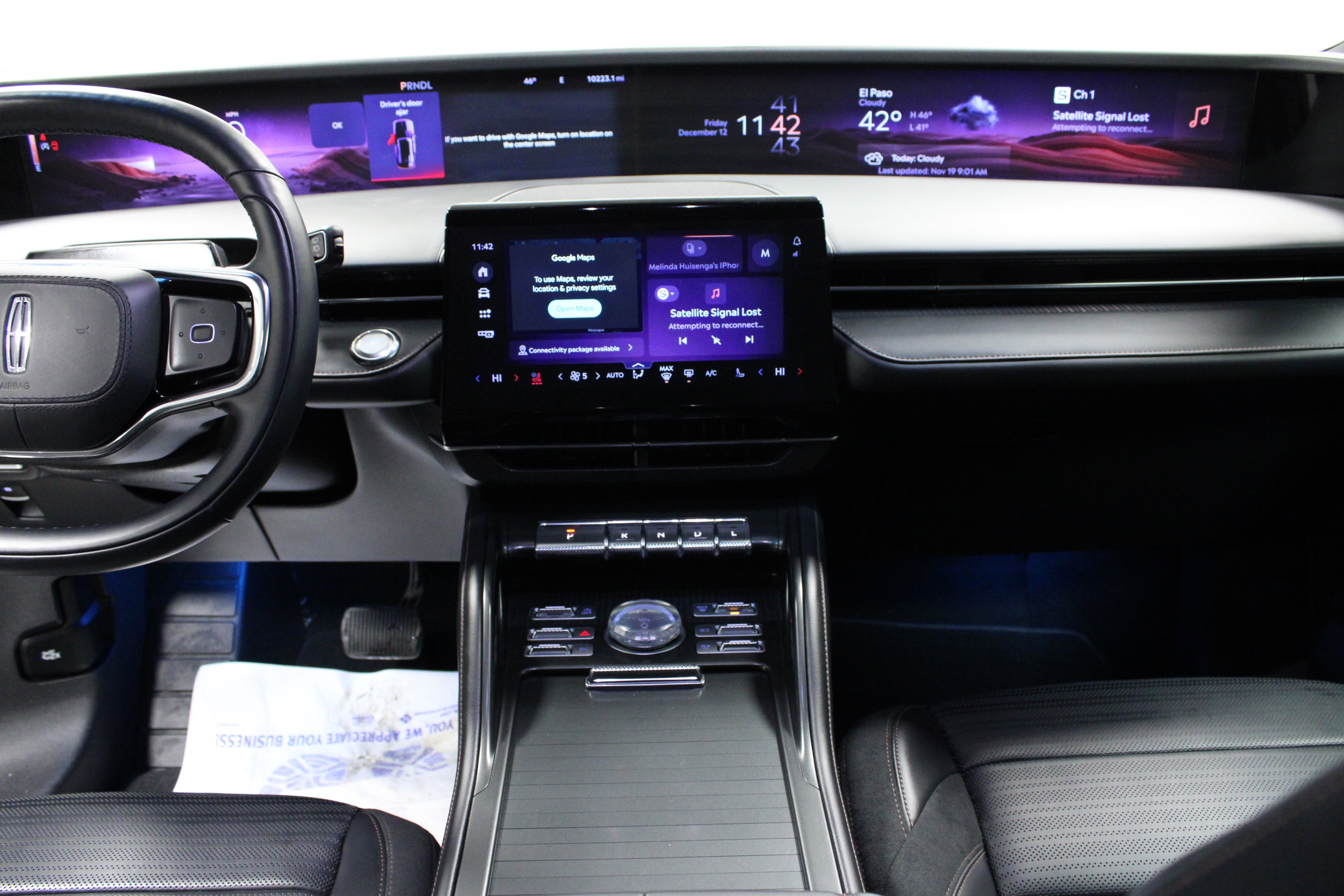 Used 2024 Lincoln Nautilus Reserve w/ Jet Appearance Package (87T) image 18